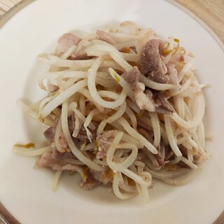 あと1品に☆豚肉ともやしの塩麹炒め